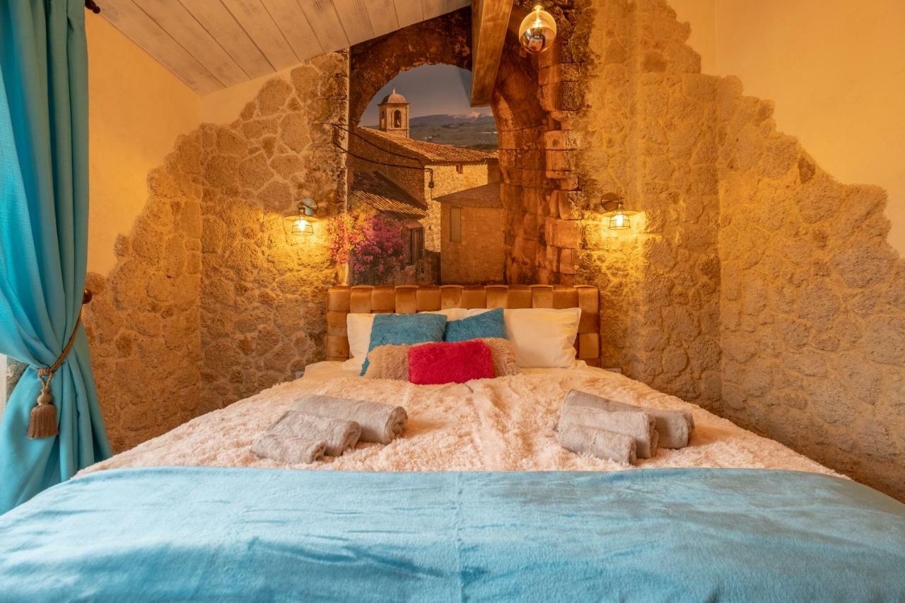 2-Bedroom Elegant Apartment In Mediterranean Style Szófia Kültér fotó