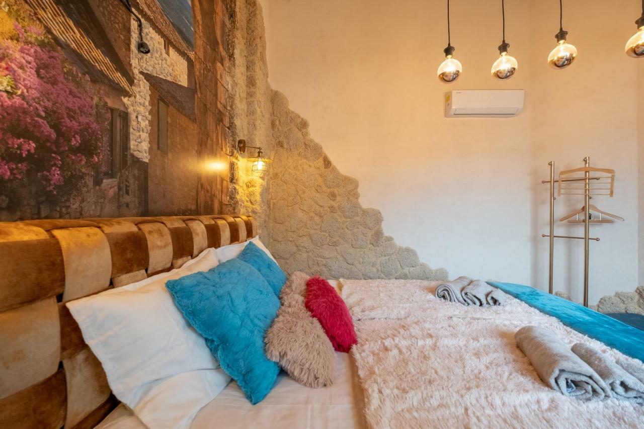 2-Bedroom Elegant Apartment In Mediterranean Style Szófia Kültér fotó